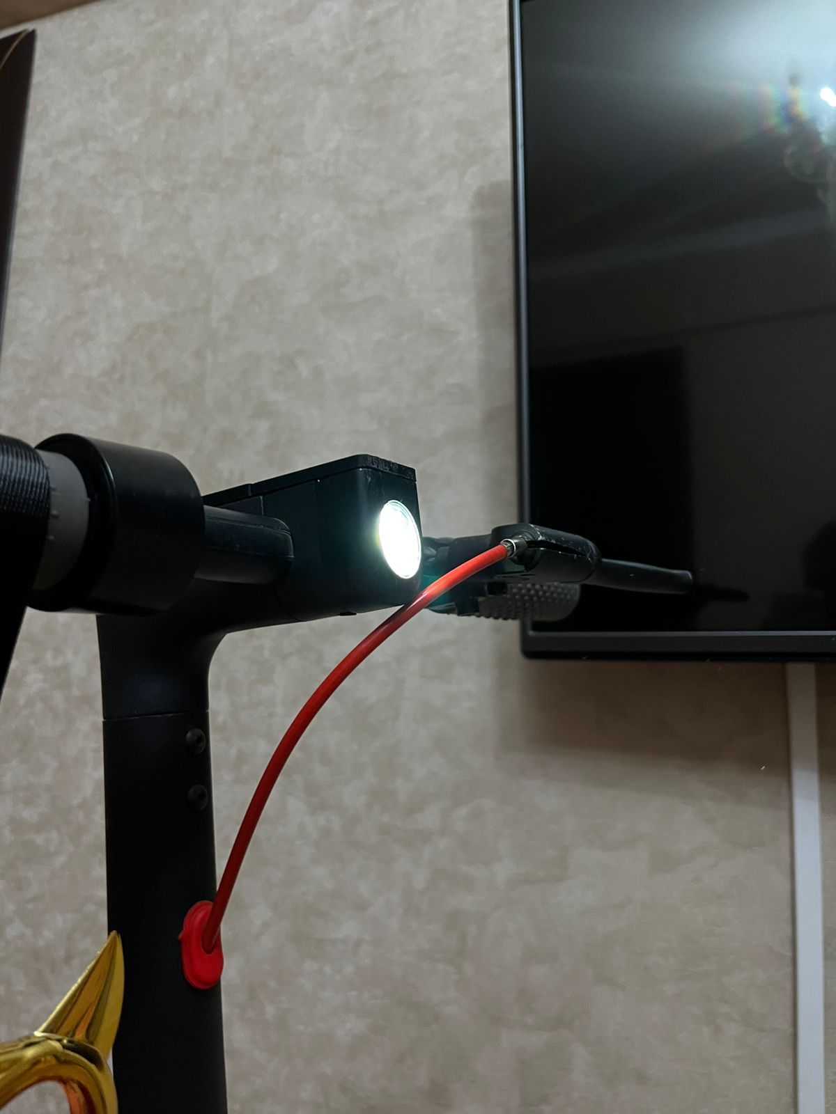 Электросамокат Xiomi Mija m365 pro