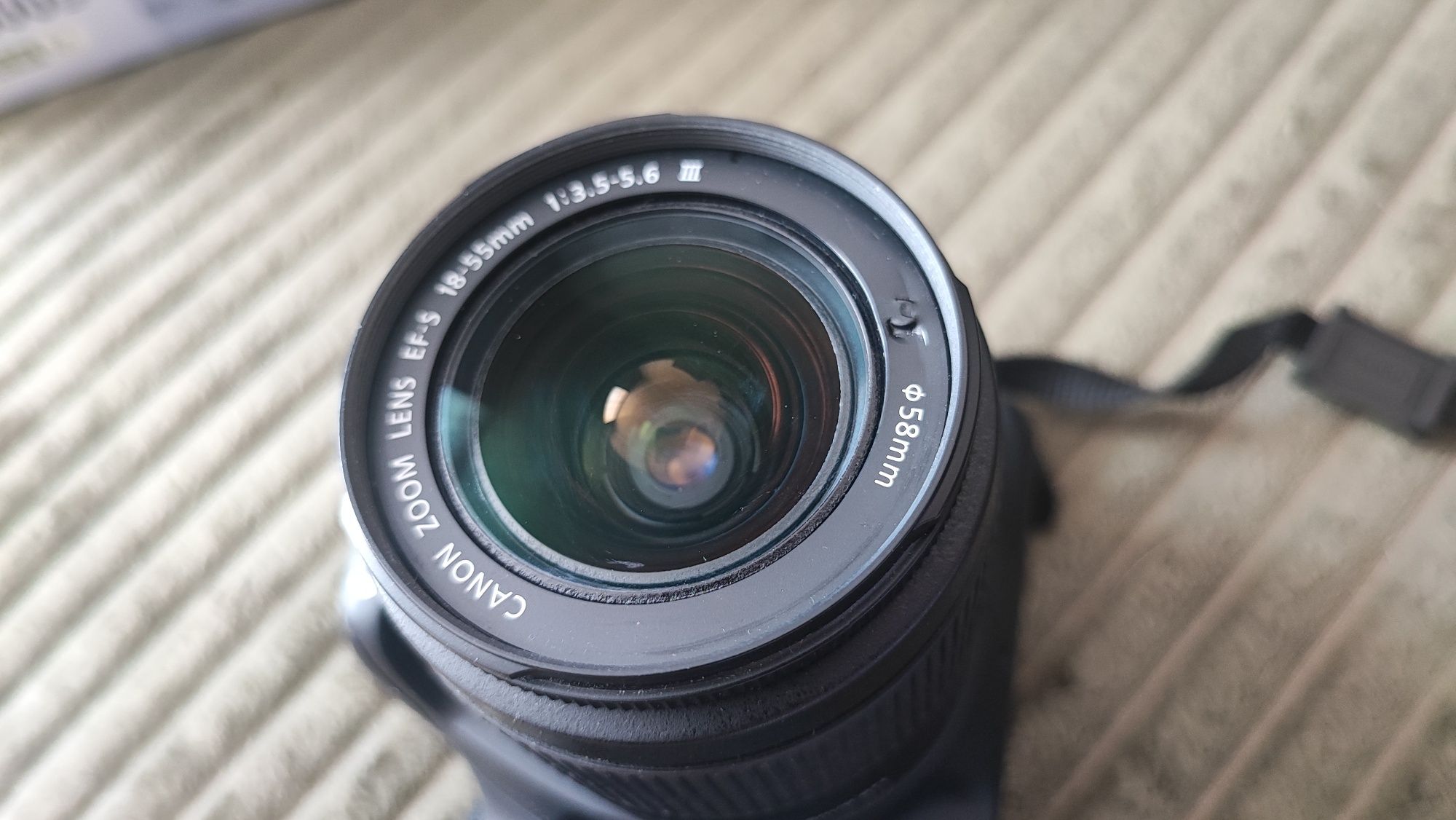 Фотокамера Canon EOS 600D Kit EF-S 18-55 III черный