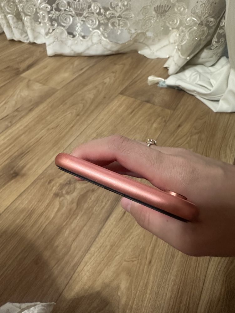 Айфон XR срочно продам