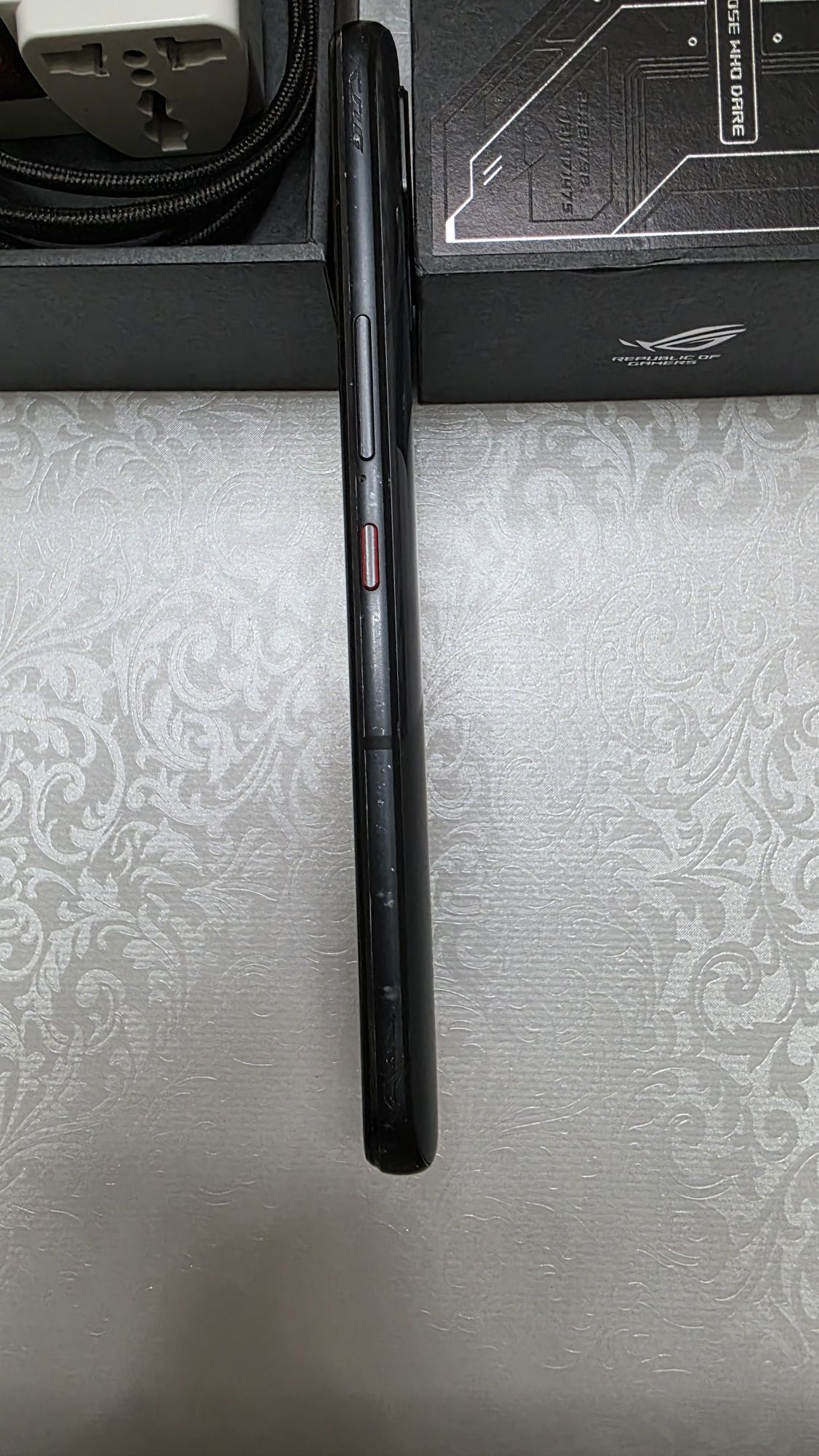 Asus ROG phone 7 512ГБ, 16ОЗУ