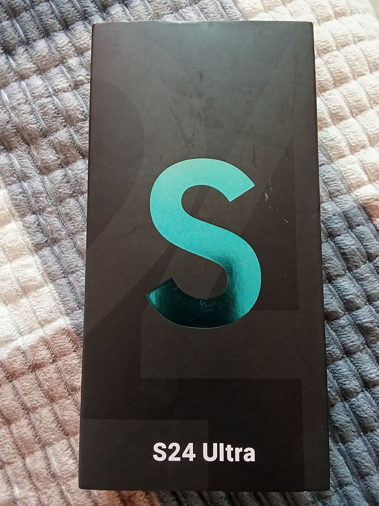 Продаю самсунг S 24 Ultra
