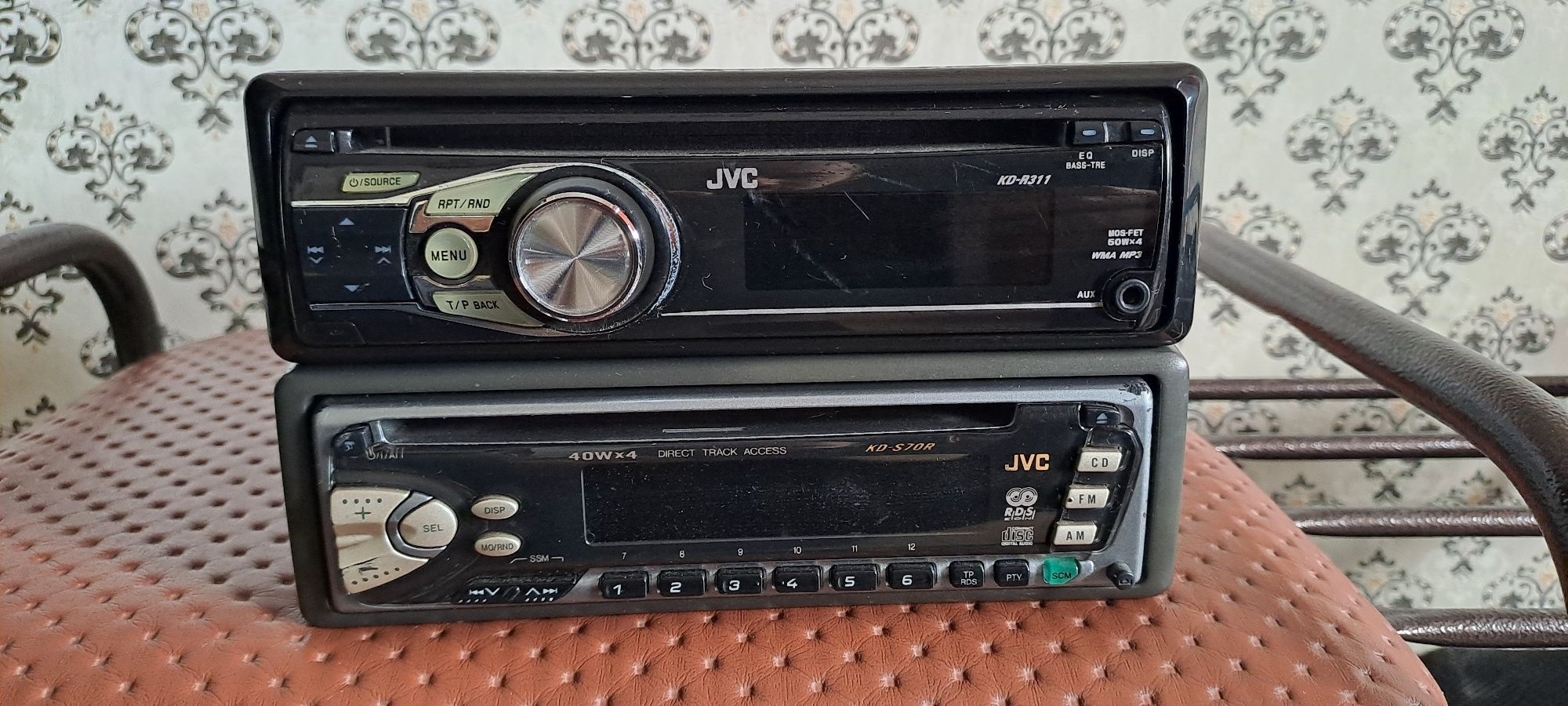 Магнитола JVC kd-r311,kd-s70r