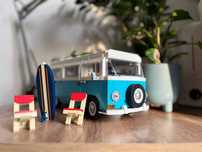LEGO 10279 Volkswagen T2 Camper Van