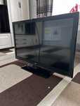 продам телевизор LG