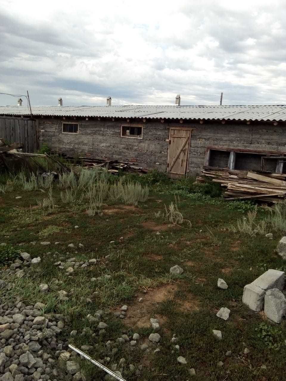 Продам или обменяю дом с базой под К/Х