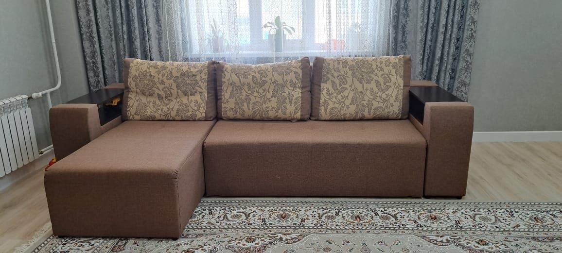 Продам угловой диван