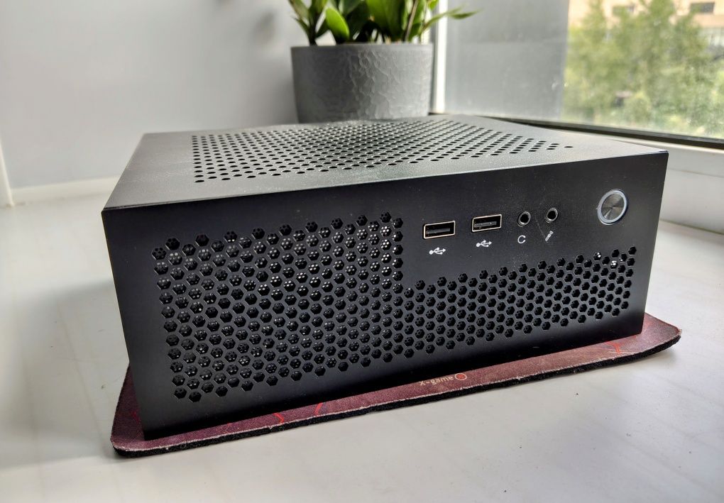 Мини-системник SFF 3,8L