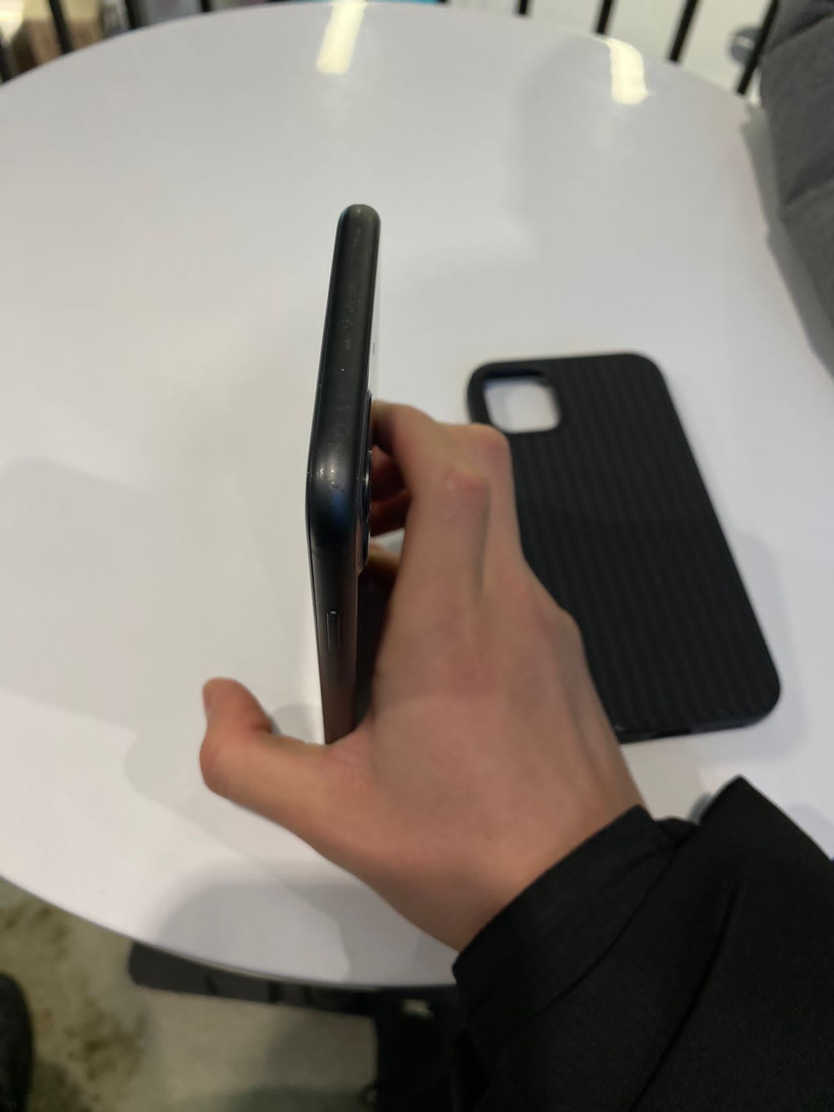 Apple  iPhone 11