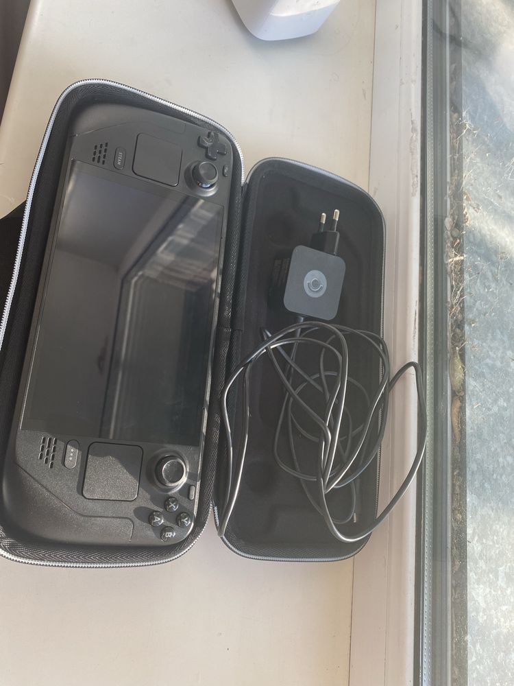 Продам Steam deck 512gb Oled