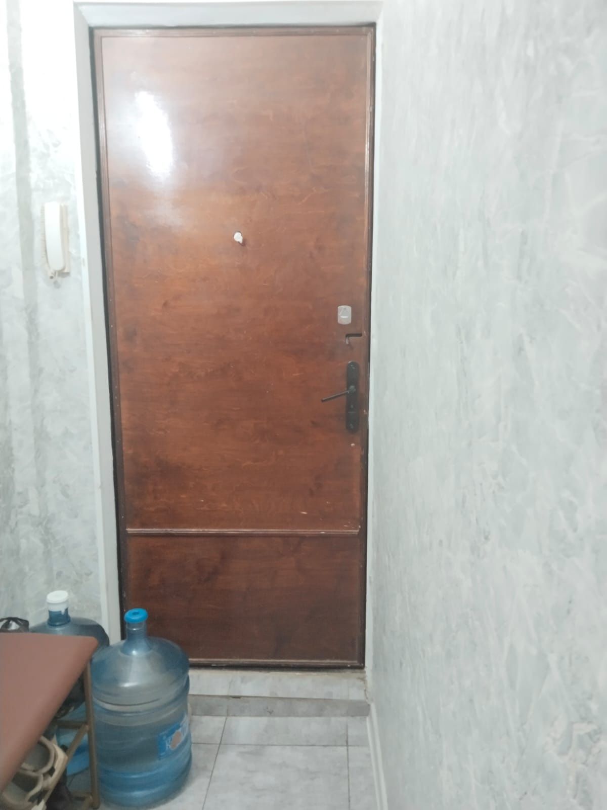 Продам 3 ком кв 49 м2 в районе универмаг