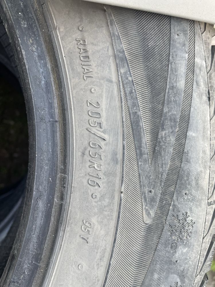 Продам зимные шины