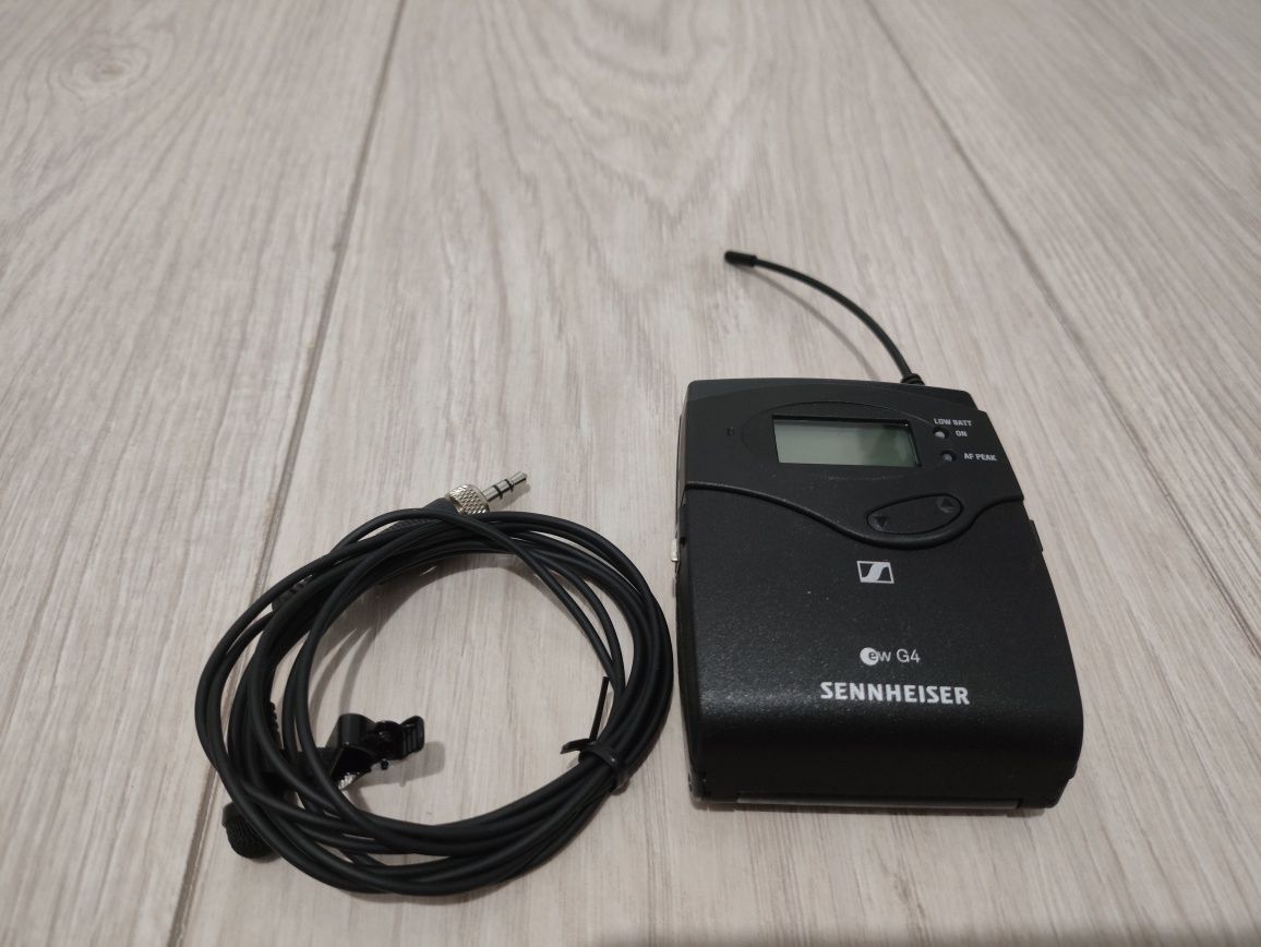 Беспроводная система для ведущих и певцов Sennheiser EW 100 G4, SKM