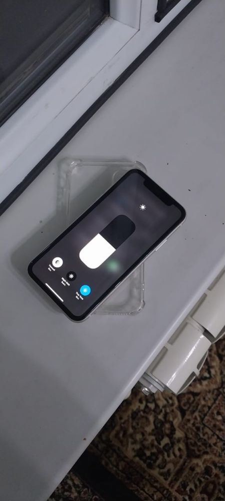 iPhone 11 – 128 GB