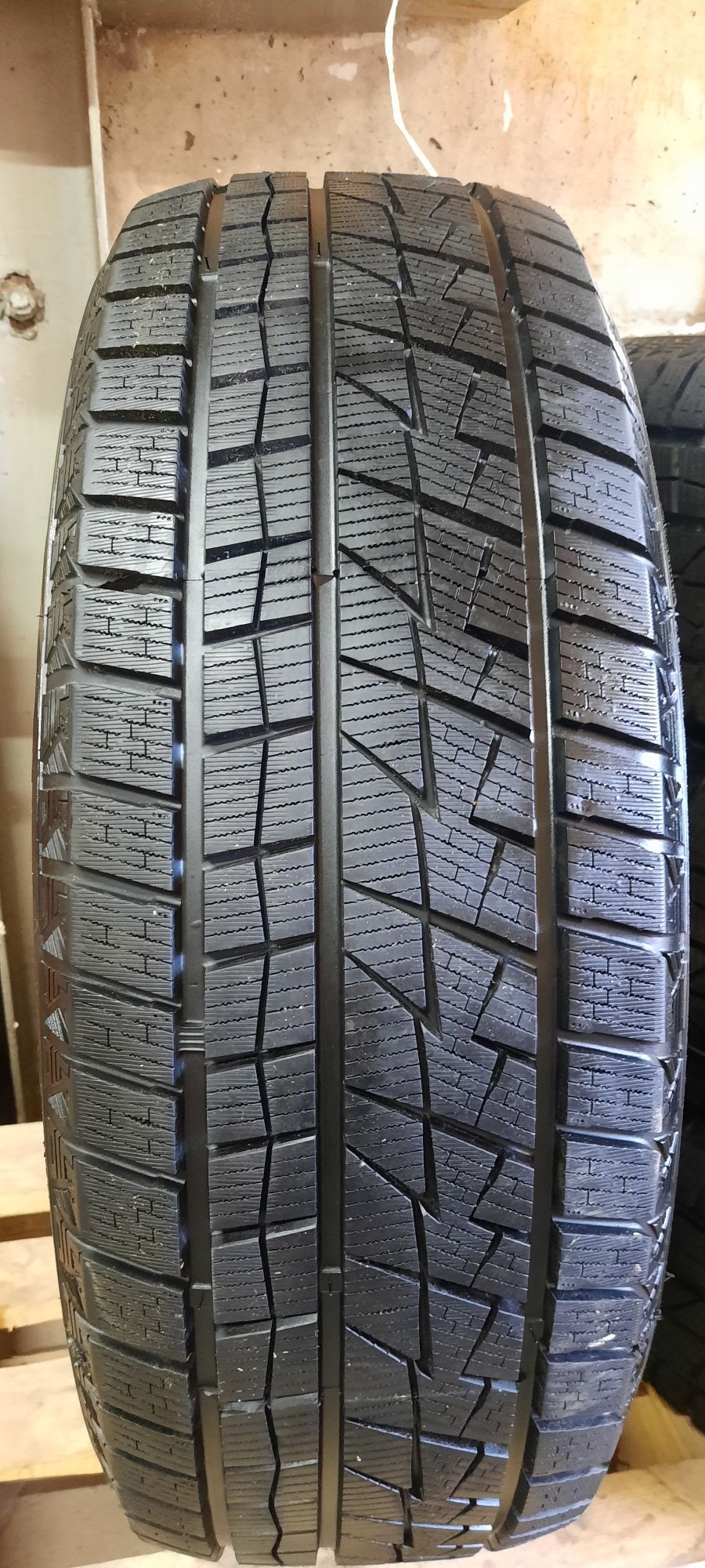 GOFORM 245/60/18