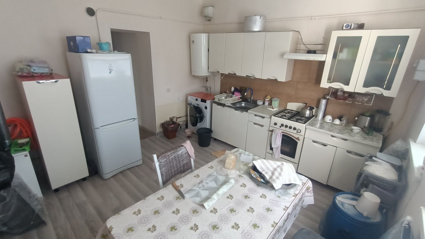 2 комн Квартира Продается