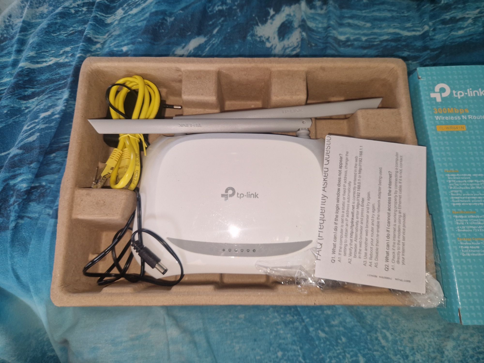 Wi-Fi роутер TP-LINK TL-WR841N