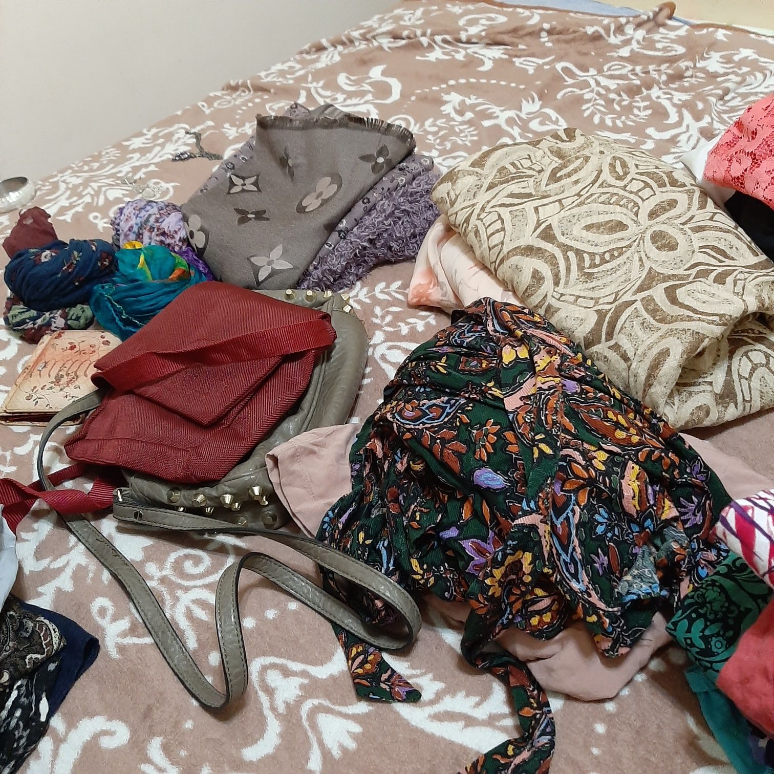 Продам одежду дешево
