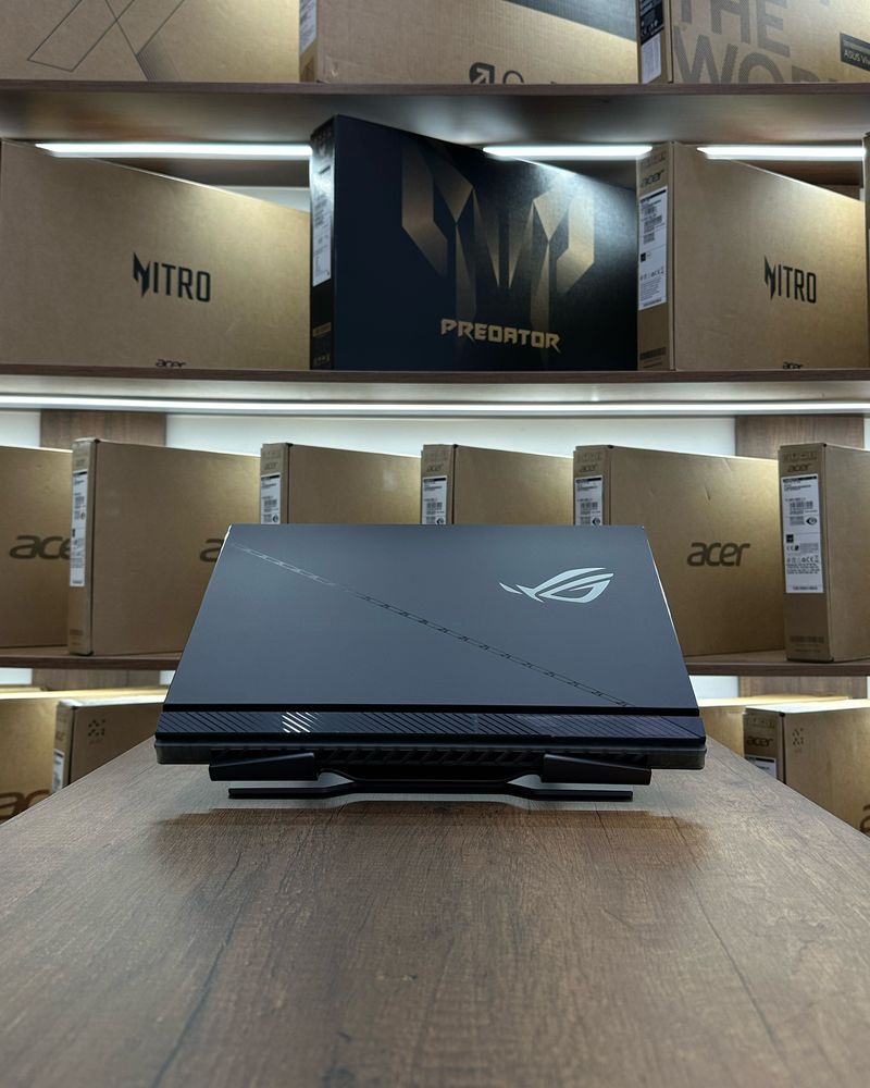 Игровой Ноутбук ASUS ROG Strix SCAR 16 / CORE I9 / RTX 4080 / 240HZ