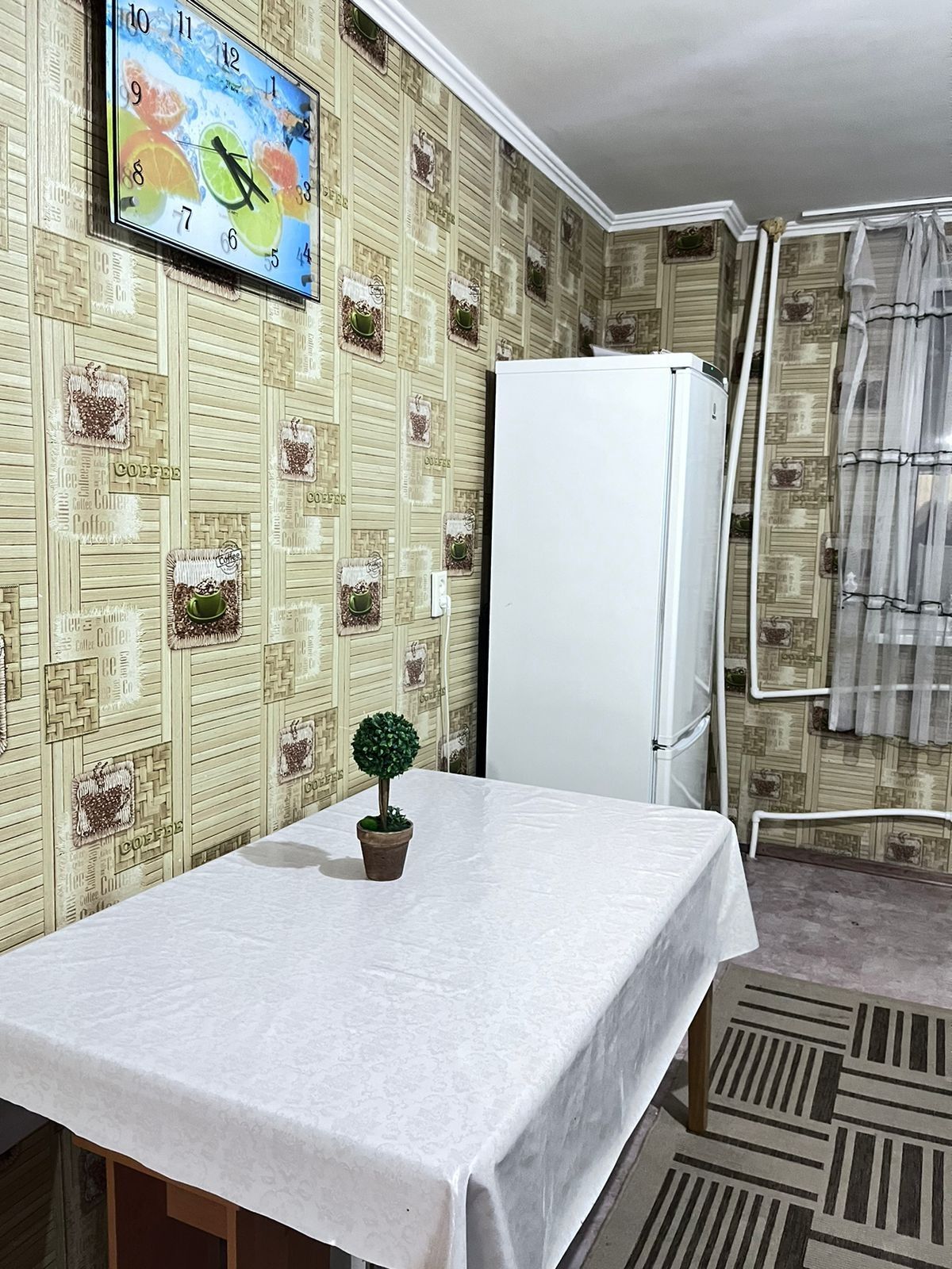 2ком. квартира посуточно и по часовой