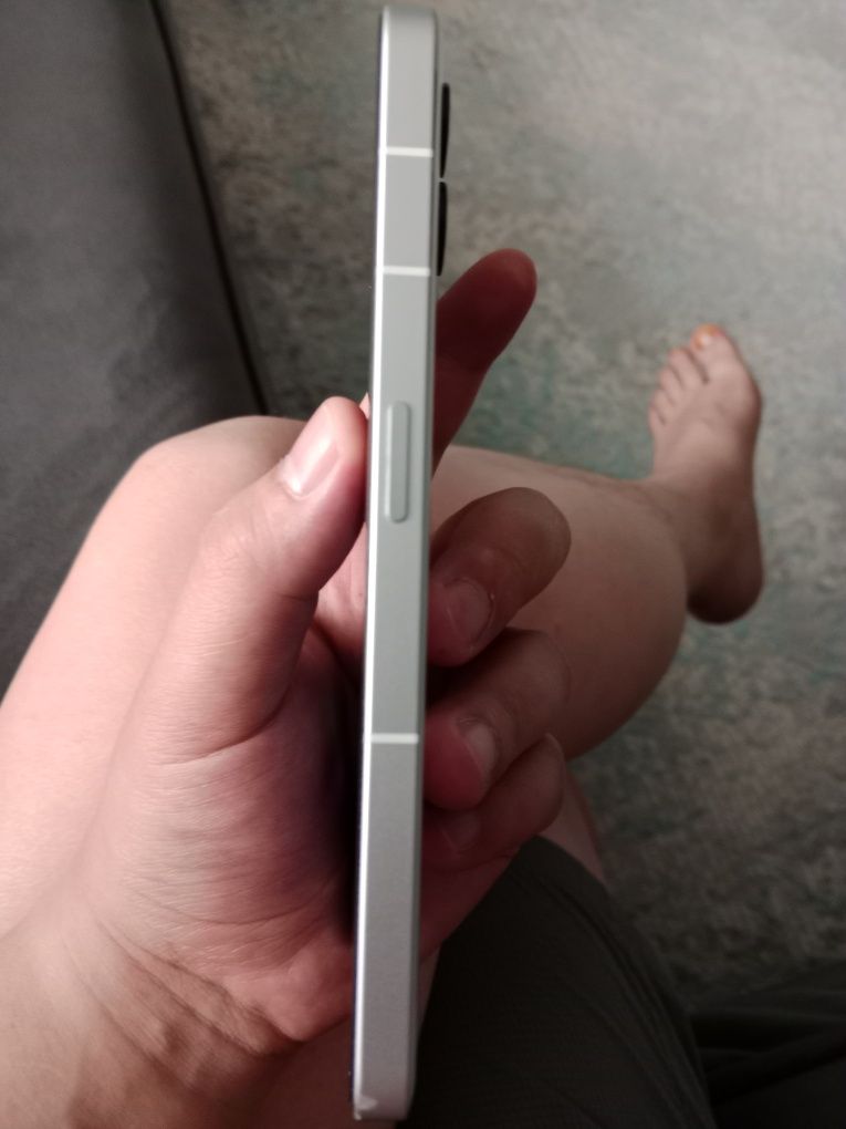 Срочно продам nothing phone 2 256