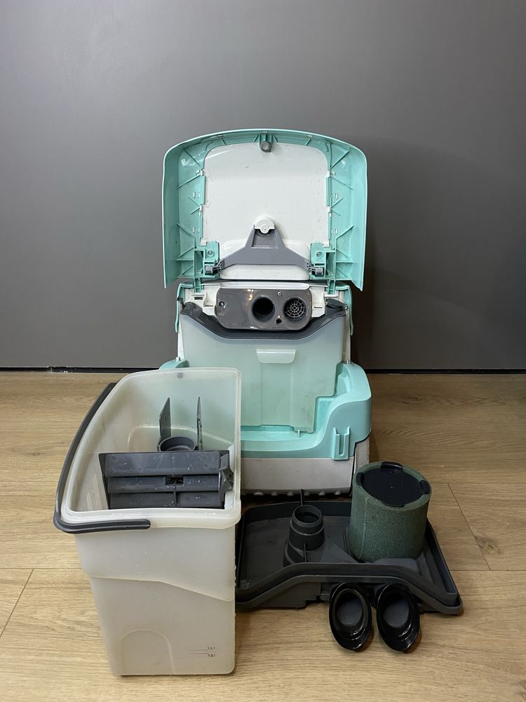 Моющий пылесос Bosch BWD420HYG