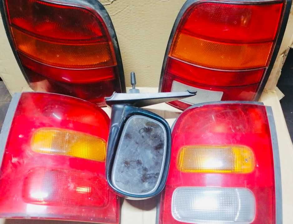 Задние фонари на Ниссан Микра  в наличии привозное