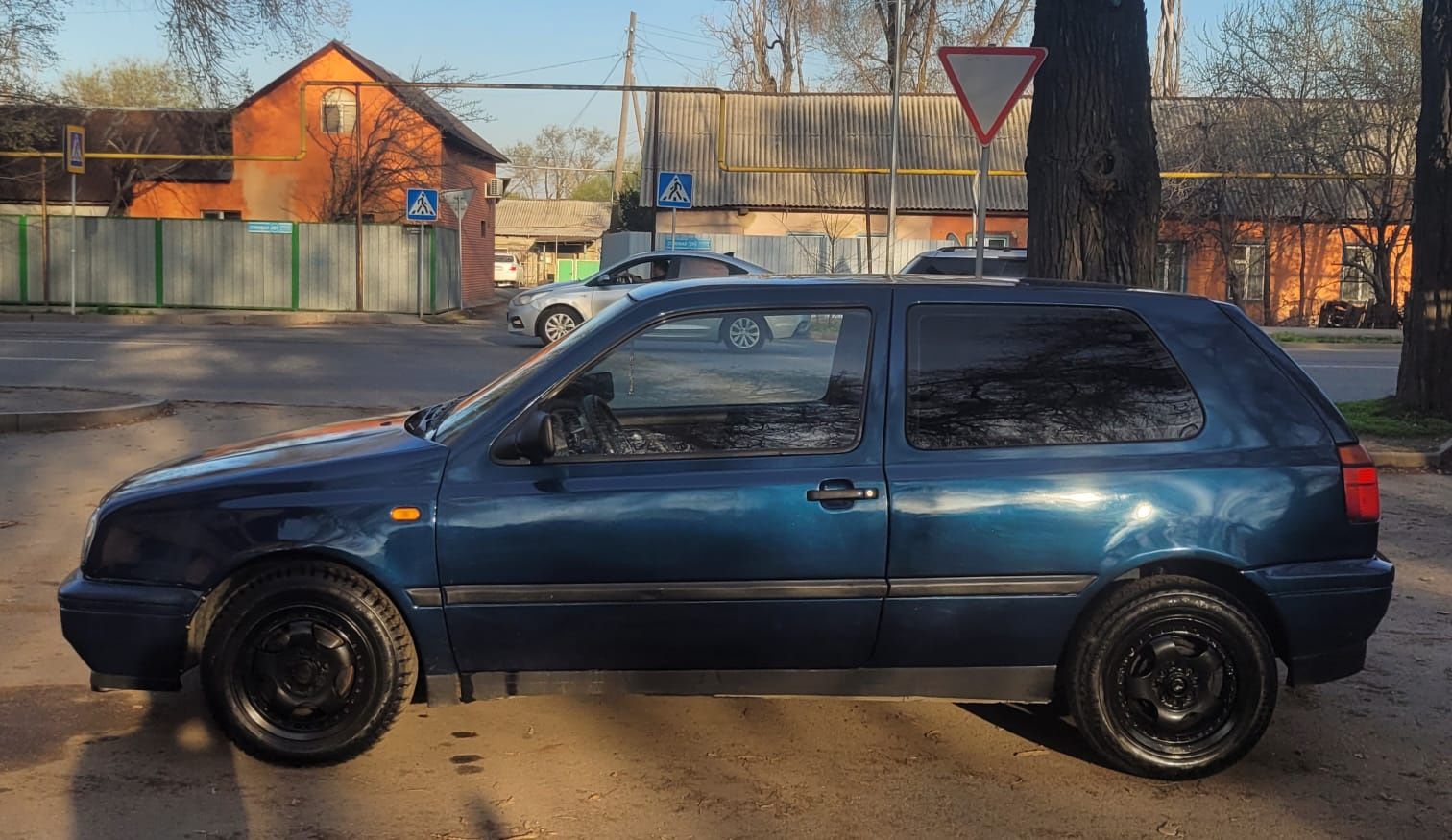 Гольф 1.8 автомат