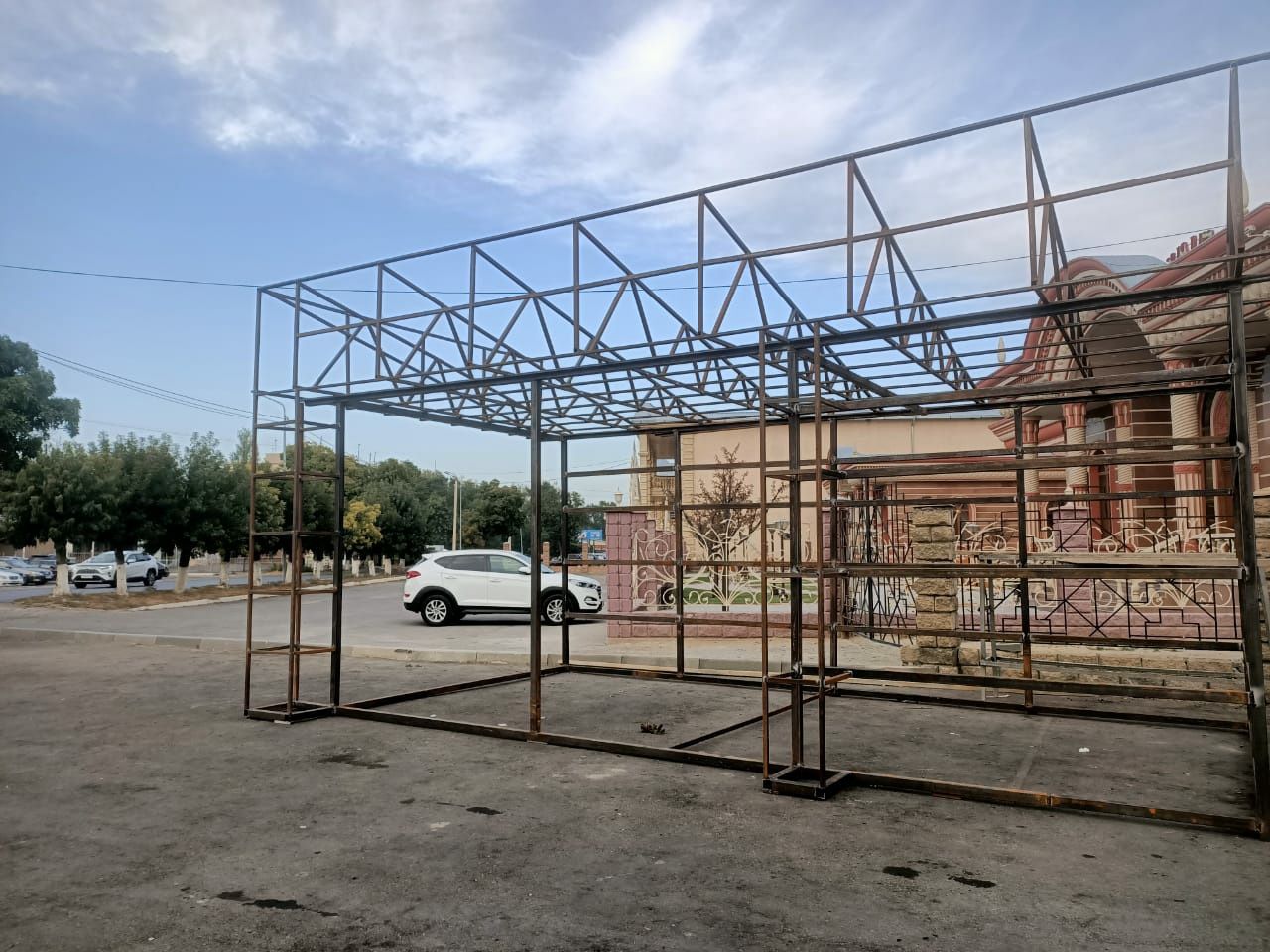 Агентство "сухая-крыша".Ремонт крыш различной конфигураций