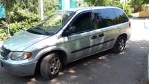 Срочно продам  Крайслер минивен 2001г