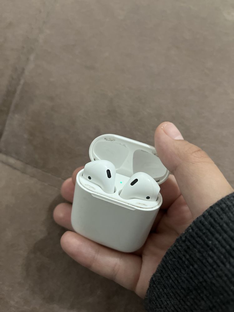 Apple AirPods 1 поколение оригинал