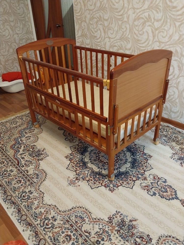 Кровать детская манеж