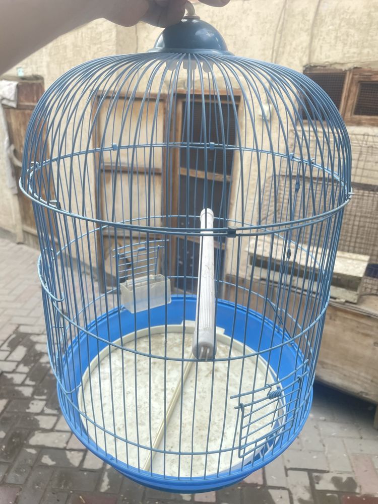 Продам клетку для попугаев