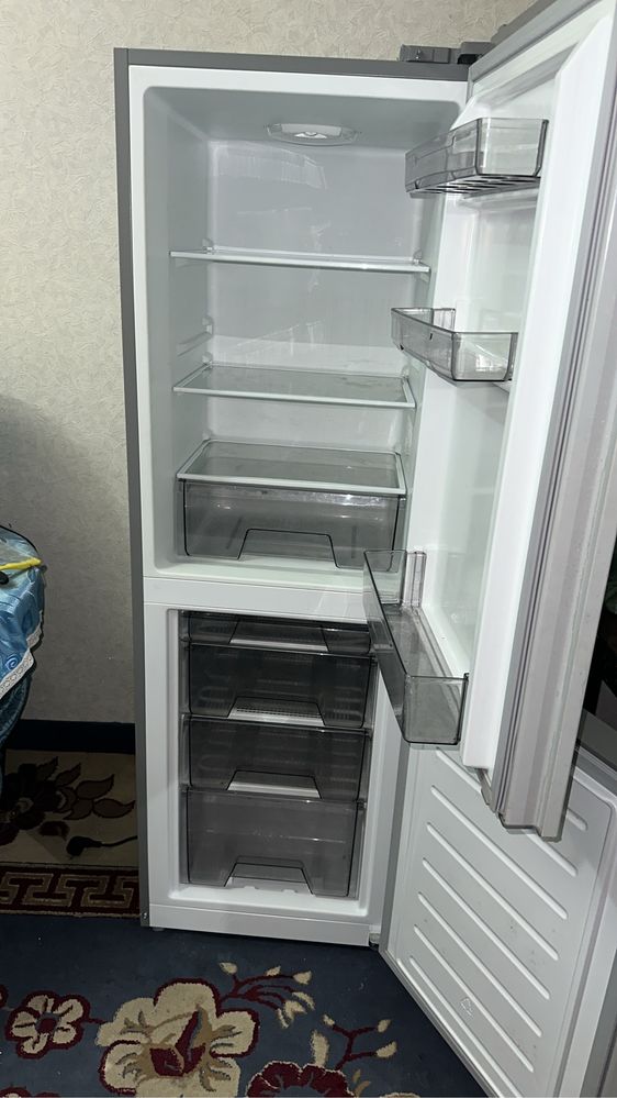Холодильник Midea MDRB275FGF41 серебристый