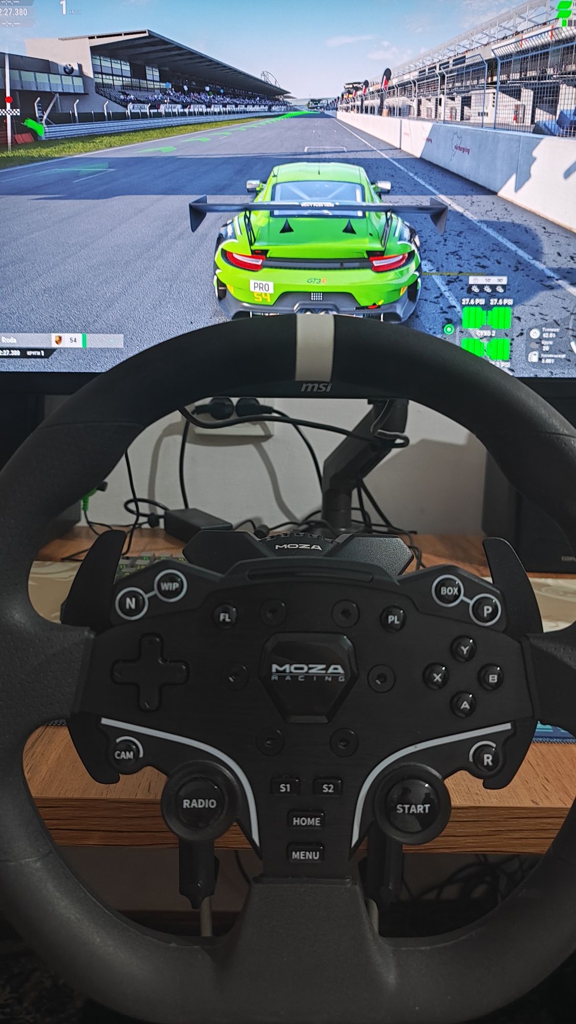 Продам игровой руль Moza R3 PC 4Nm