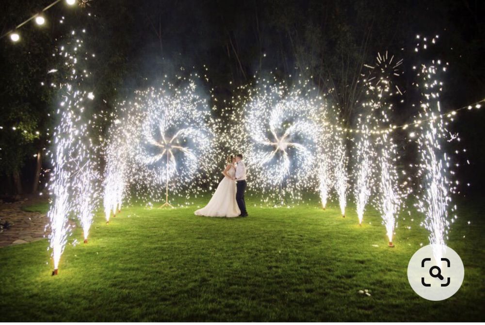 Предложение руки и сердца! Надпись MARRY ME! Холодные фонтаны!