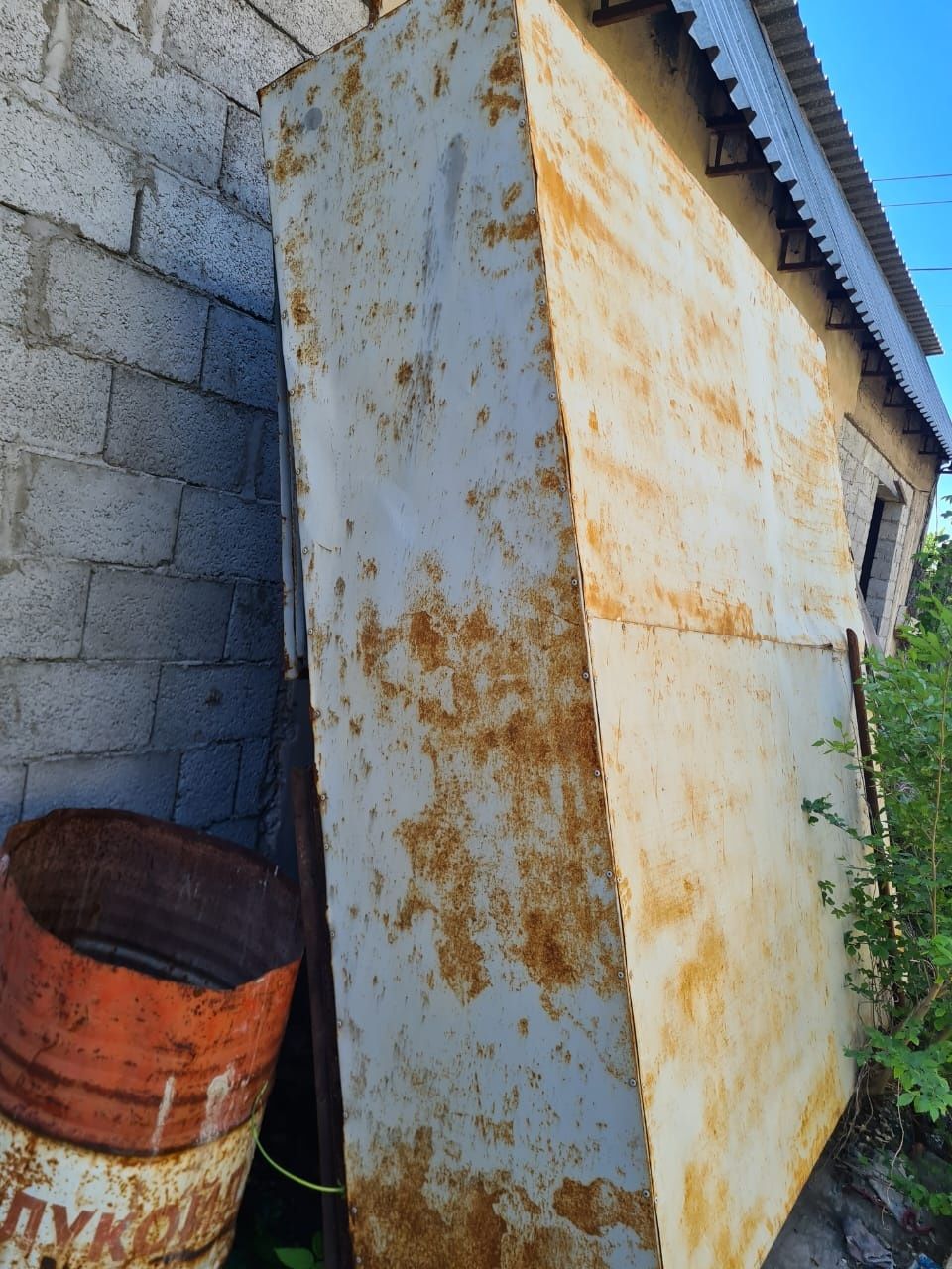 Железные отличные шкафы