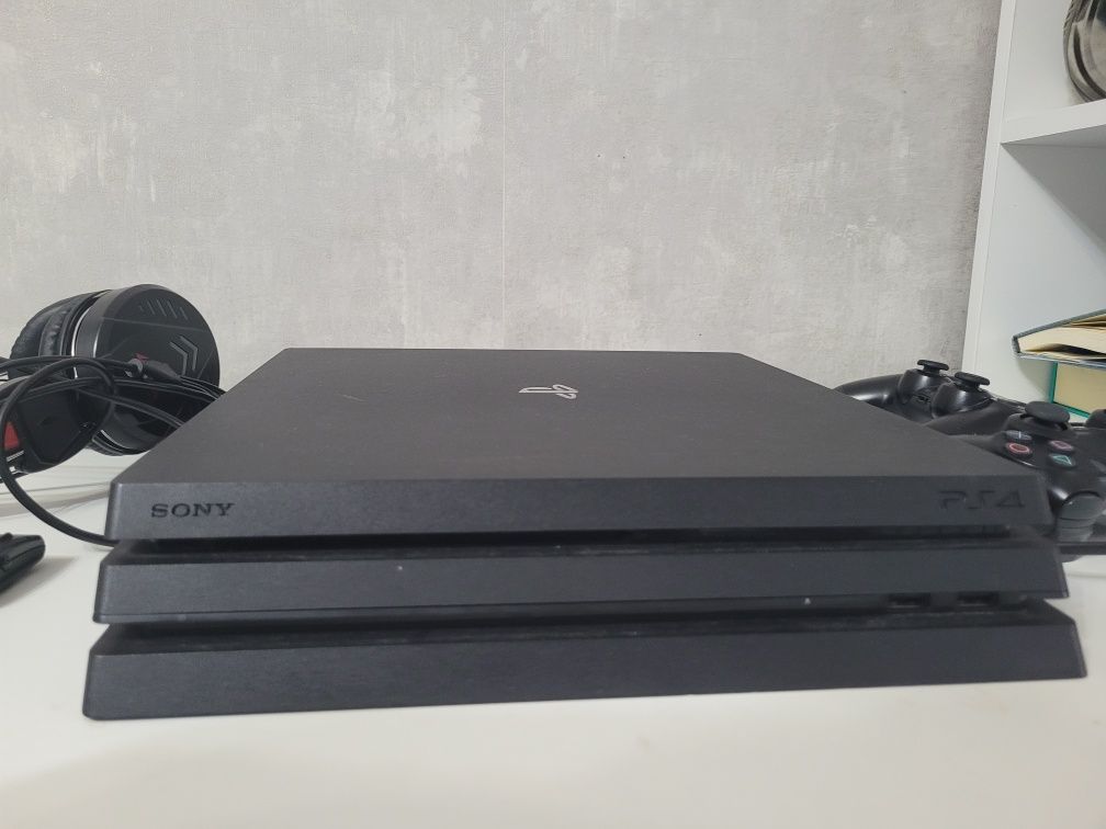Sony PlayStation 4 Pro 1Tb