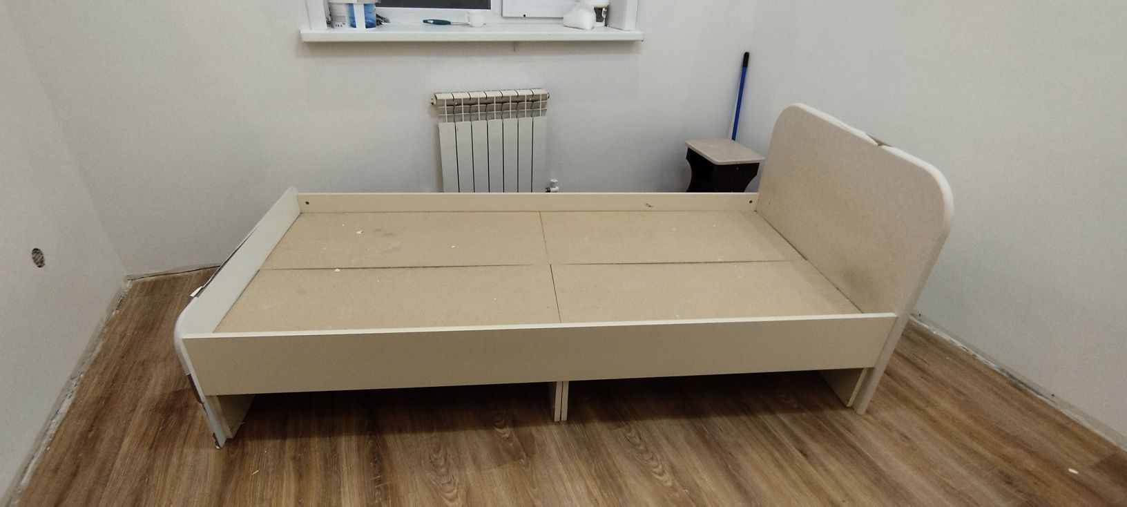 Продам кровать односпалку