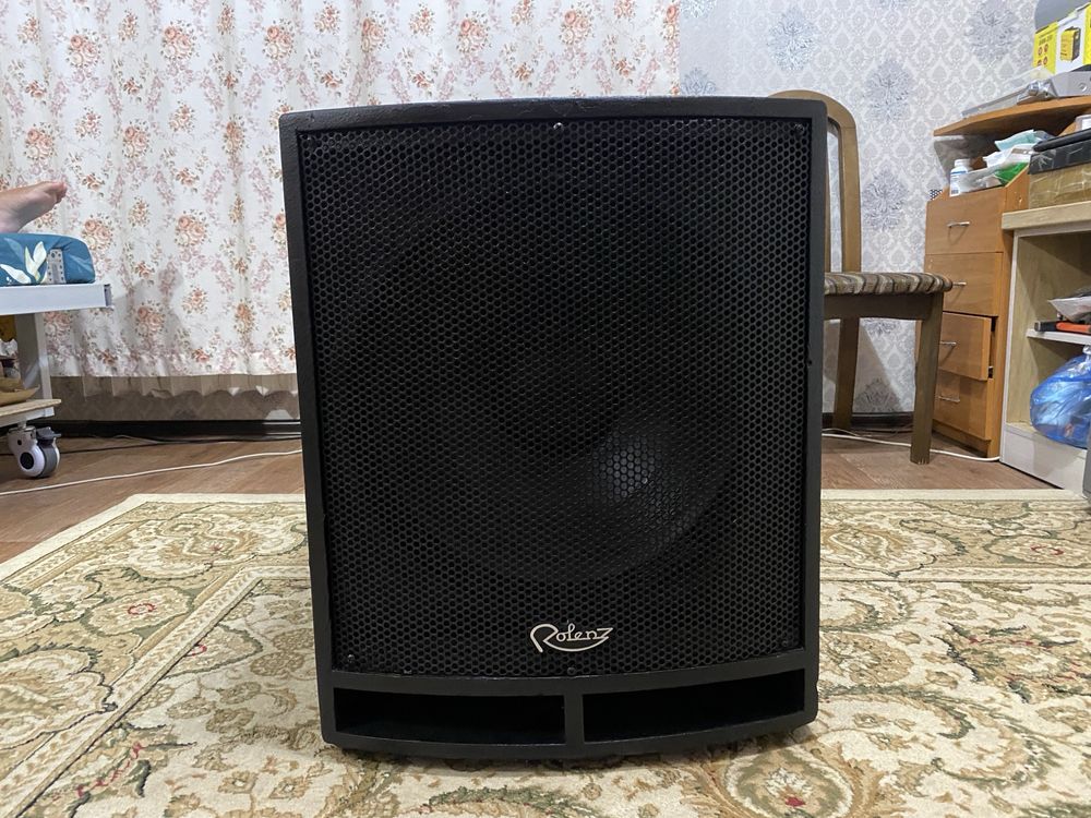 Активный сабвуфер Rolenz BANG R600, 1 штук, 18" дюмовый
