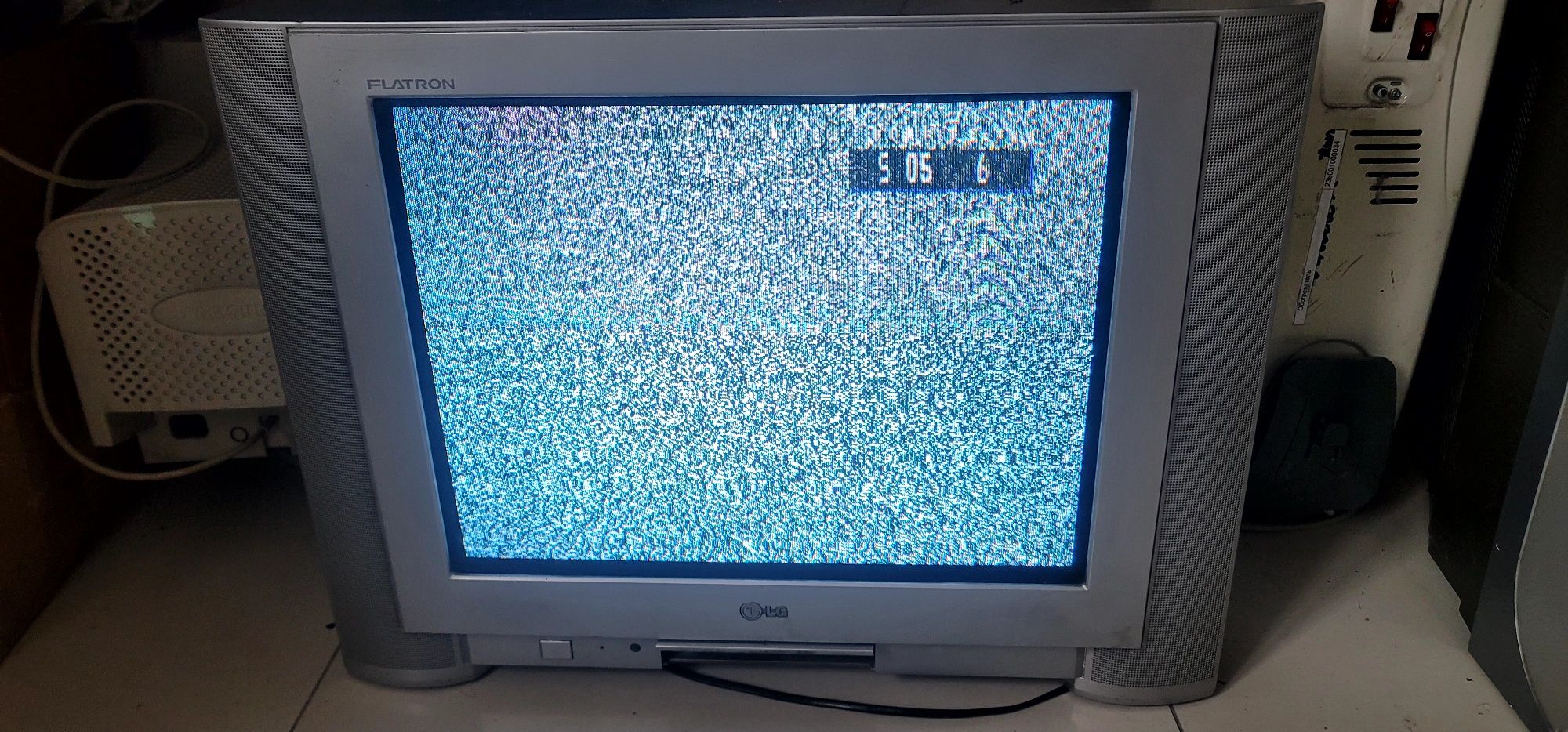 Телевизор TOSHIBA