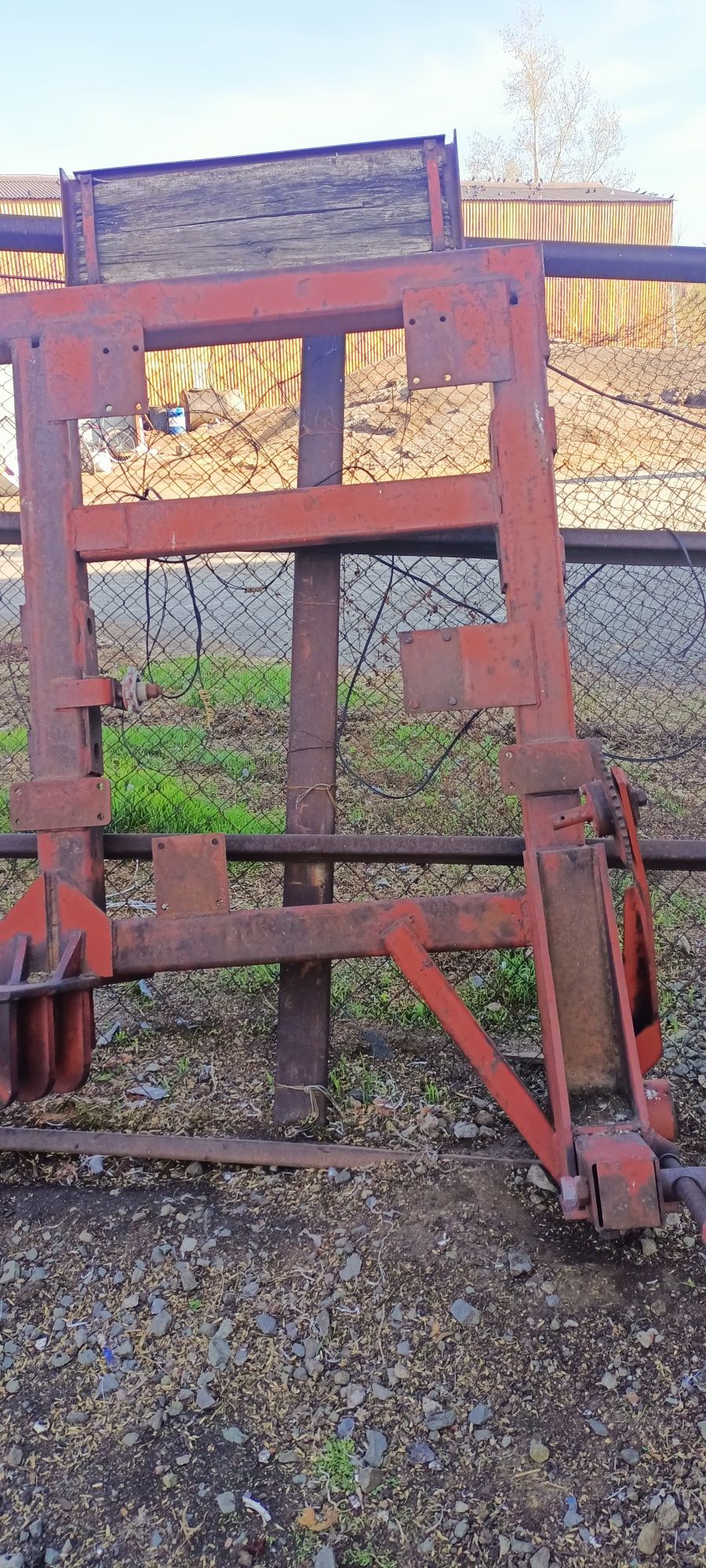 Продам раму Гун 4 и Кабину от Т4