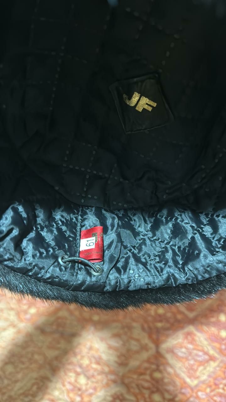 Продам шапку натуральных мех