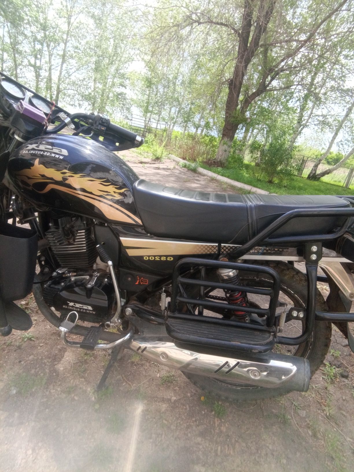 Продам мотоцикл GXS 200 кубов