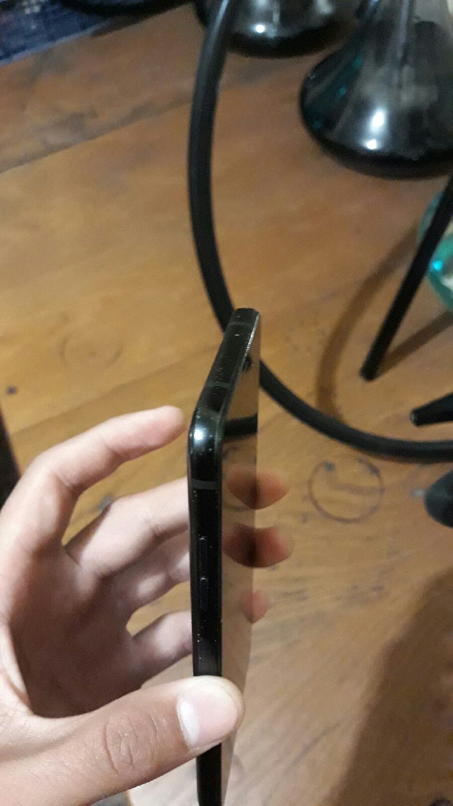 Реализуется LG Q6 alfa