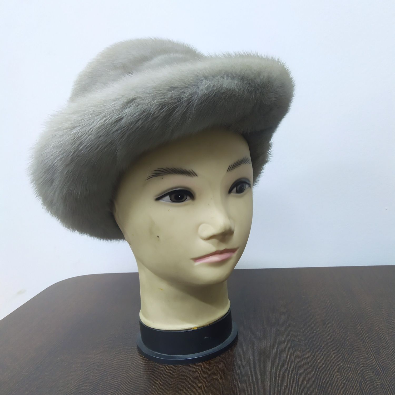 Шапка норковая женская