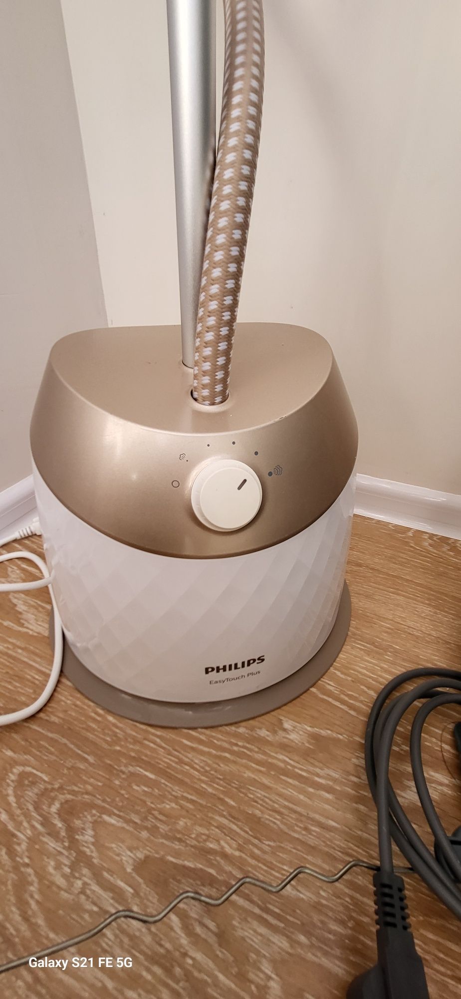 Паровый утюг philips