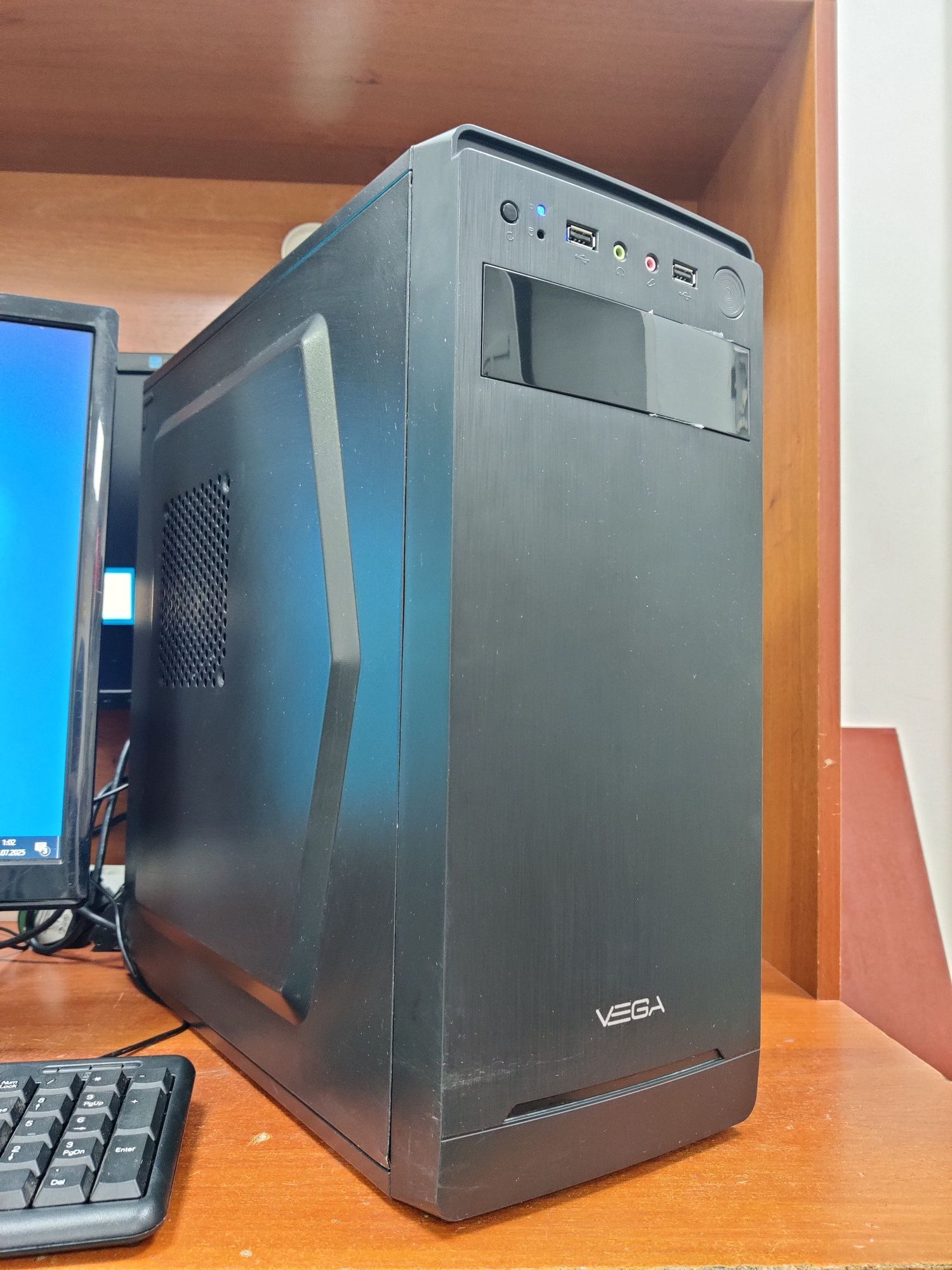 Компьютер в сборе.Intel Gold G5400/8GB DDR4/SSD256. Системный блок/ПК