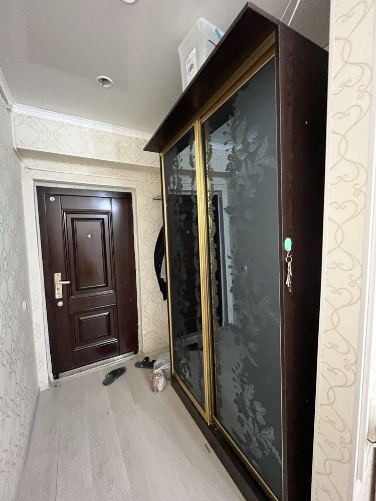 Продается шкаф купе
