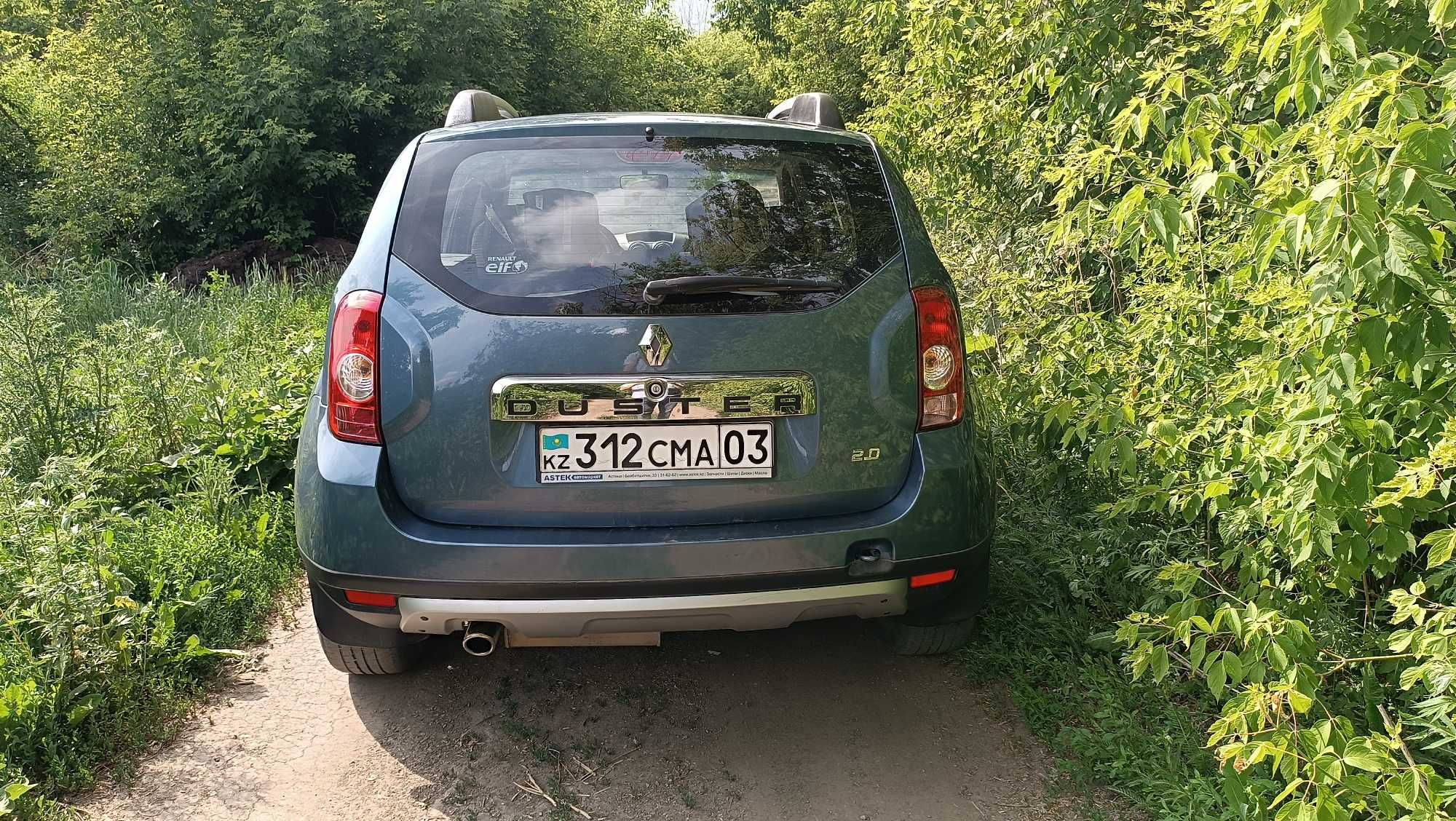 Продам автомобиль Рено Дастер
