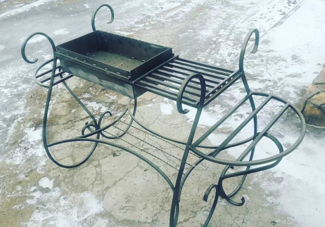 Продам Мангал и приставка к печке(камину) под дрова!